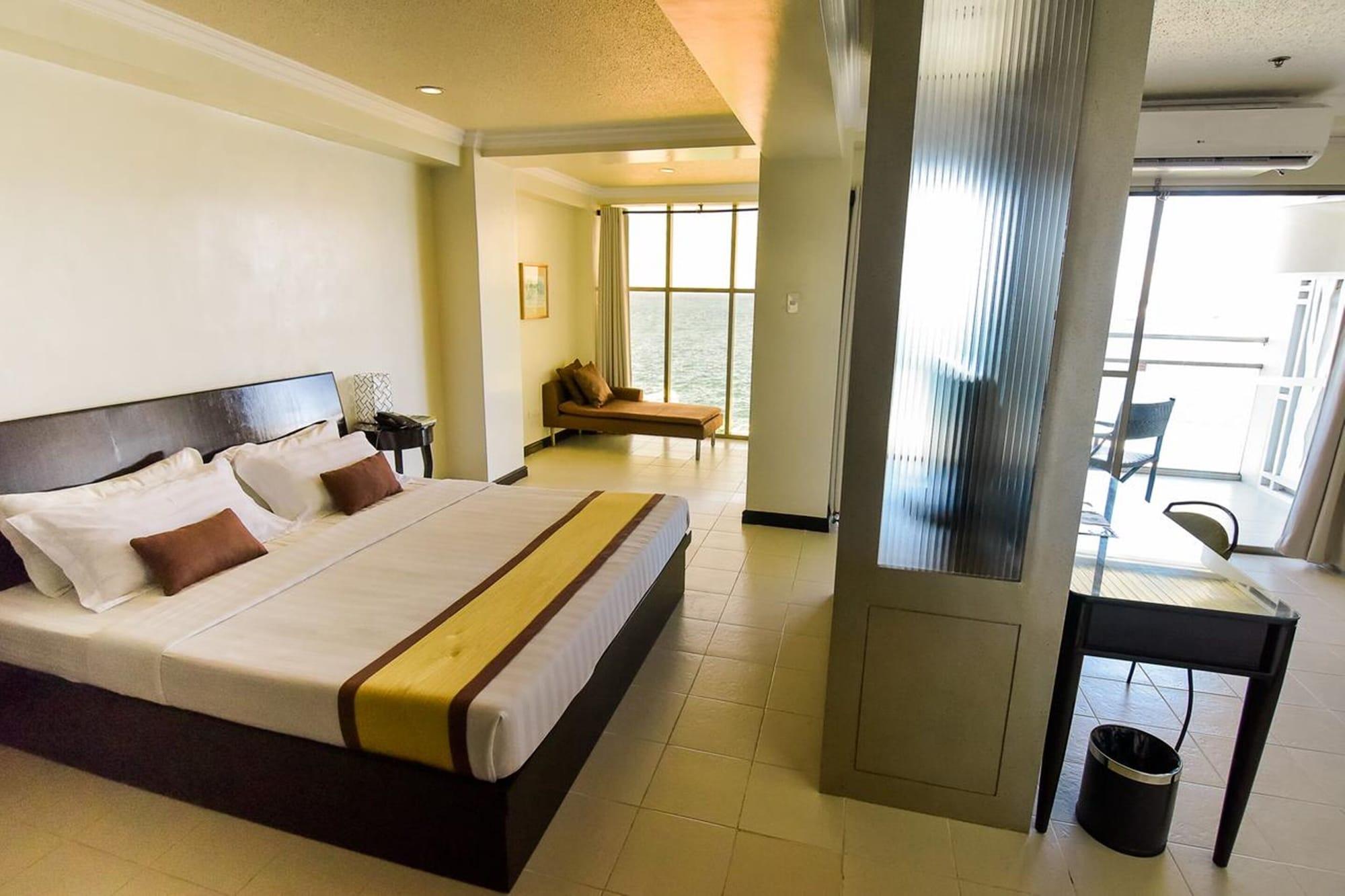 Hotel Tavern Surigao Εξωτερικό φωτογραφία