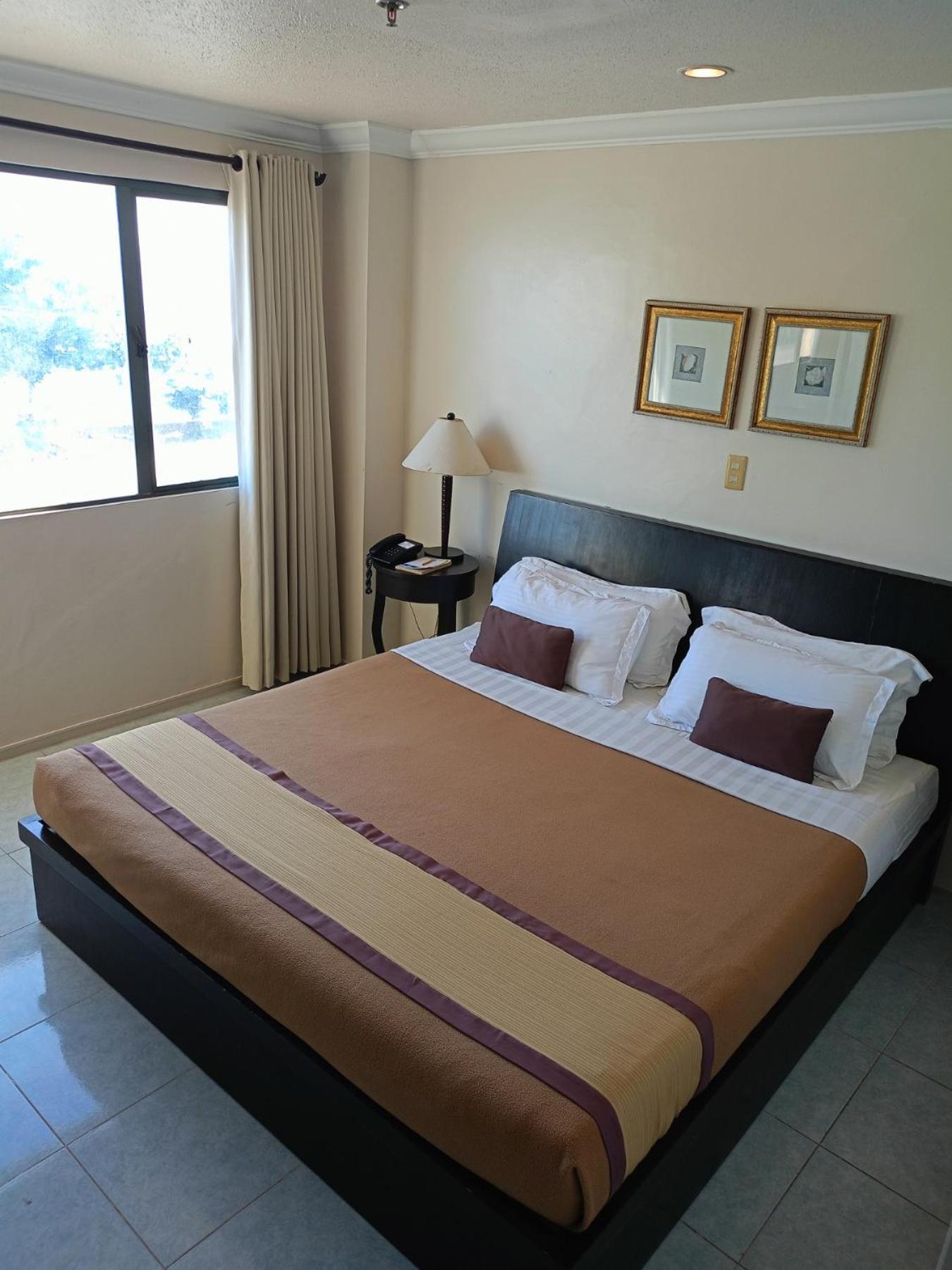 Hotel Tavern Surigao Εξωτερικό φωτογραφία