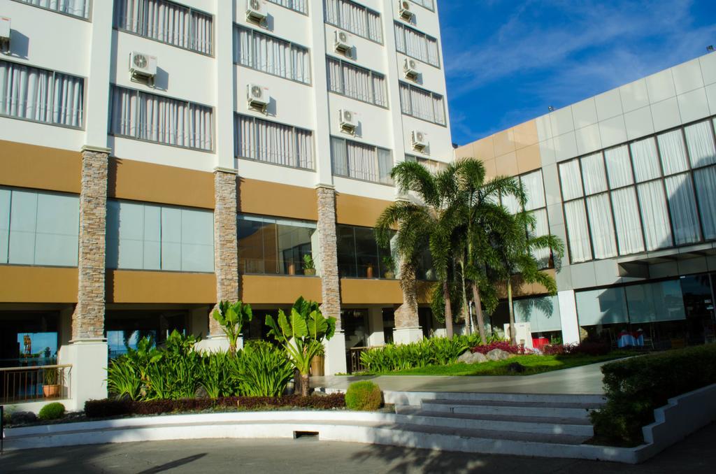 Hotel Tavern Surigao Εξωτερικό φωτογραφία