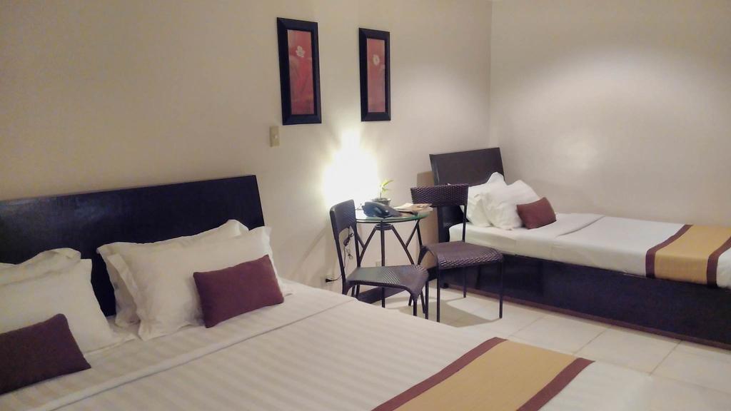 Hotel Tavern Surigao Εξωτερικό φωτογραφία