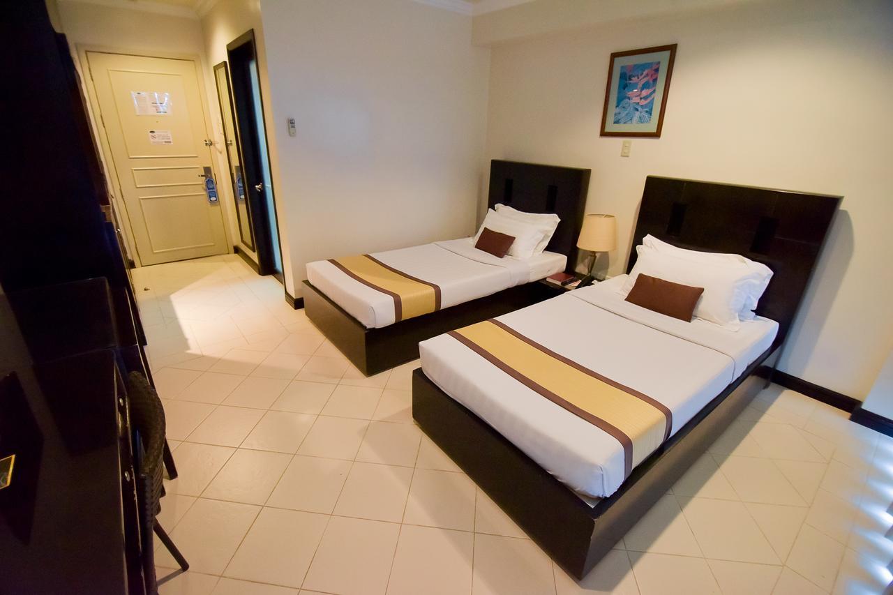 Hotel Tavern Surigao Εξωτερικό φωτογραφία