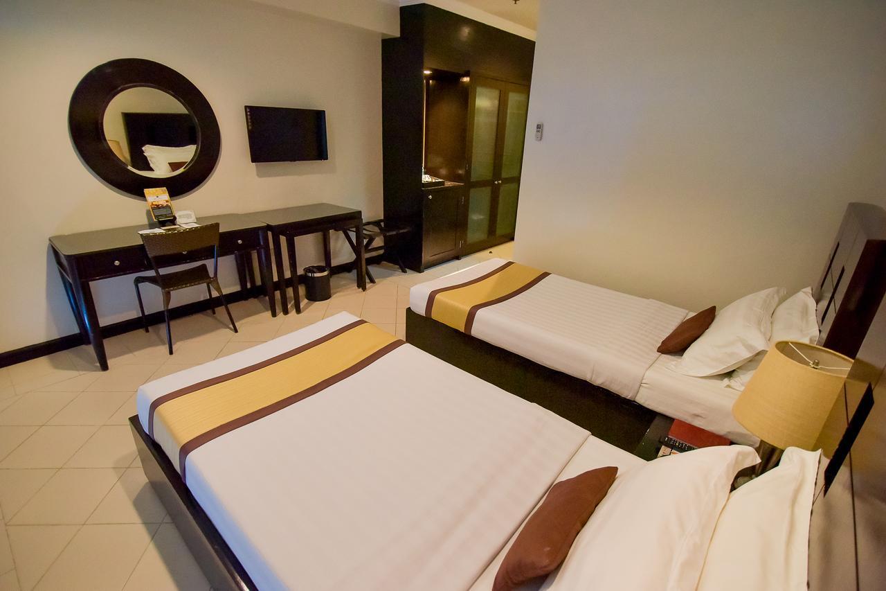 Hotel Tavern Surigao Εξωτερικό φωτογραφία